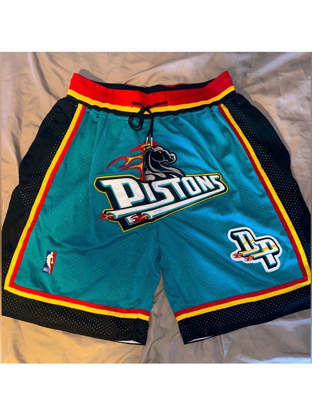 Detroit Pistons Teal Retro 1998-1999 Season Throwback NBA Basketball Shorts XL
